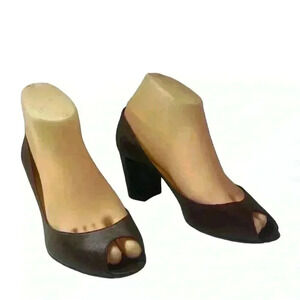 CHRISTIAN LOUBOUTIN Aperto WM Brown Leather Peep Toe Block Heels Pumps Sz 37.5